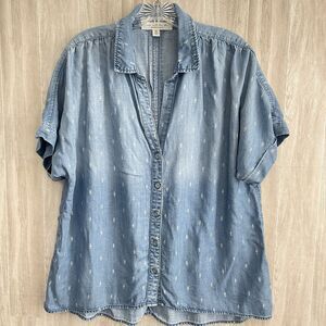 Cloth & Stone Blue Button-Up Blouse